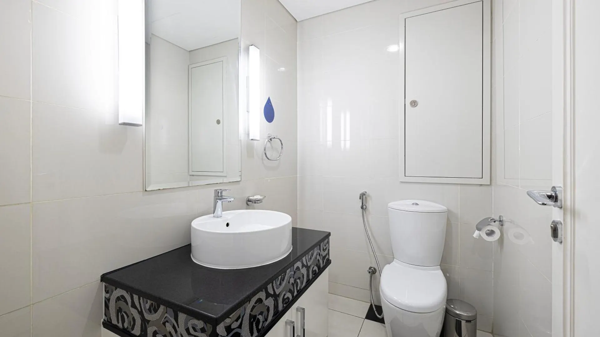 アパート Damac Maison Mall Street 2 Bedroom Deluxe Apartment, 1 Minute Walk To Dubai Mall アラブ首長国連邦