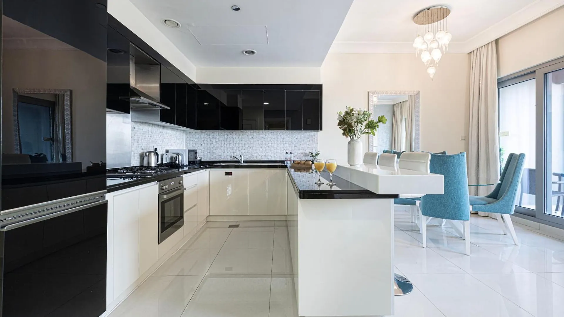 Damac Maison Mall Street 2 Bedroom Deluxe Apartment, 1 Minute Walk To Dubai Mall 0*,